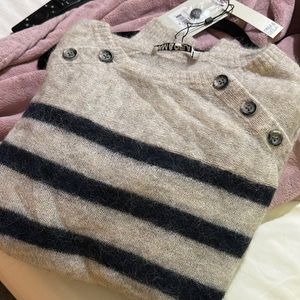 Pam and Gela Sweater NWT size Medium